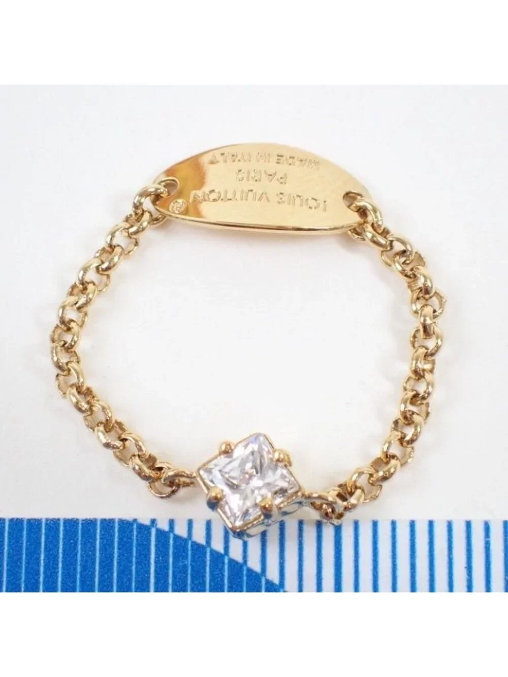 Louis Vuitton Ring Set LV Gold Metal - Picture 7 of 9